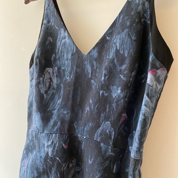 Rw&co Floral Dress with pockets 6 - Picture 3 of 8